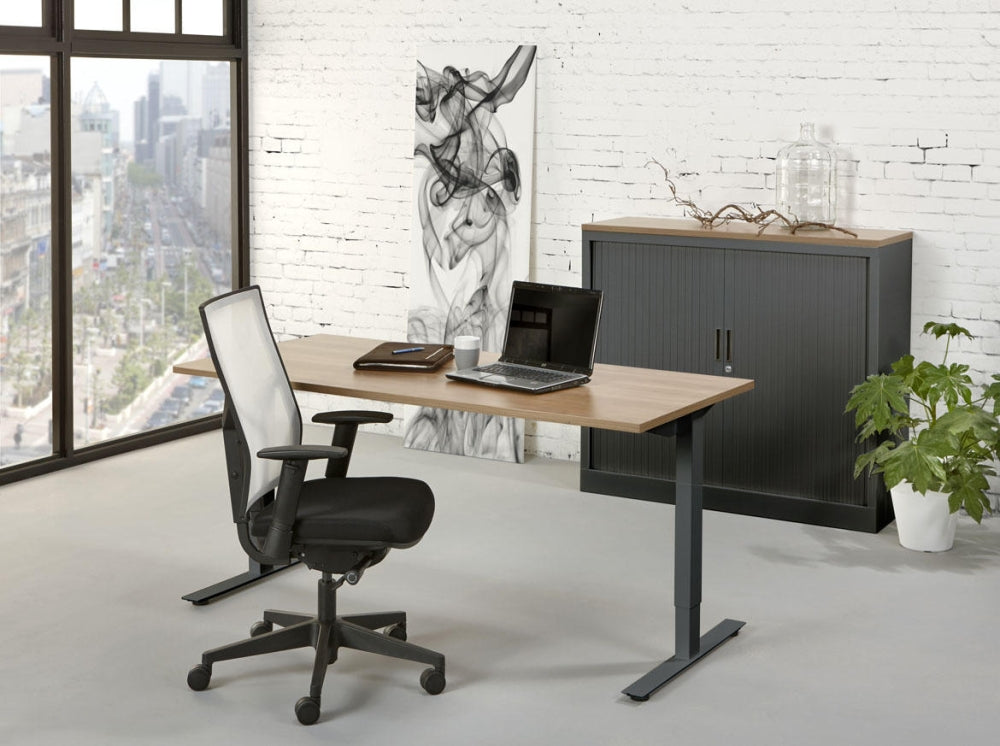 Bureau Ora 80x80 cm T-poot, foto van dezelfde lijn