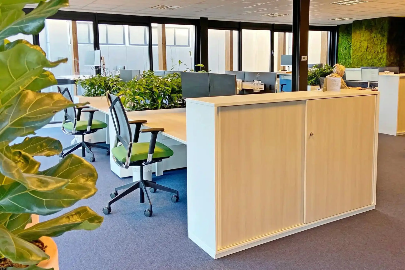 Kantoormeubelen uitverkoop