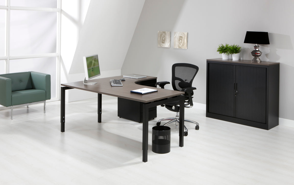 Hoekbureau Ora 160x120 cm links N-poot